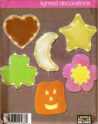 4372 LIGHTED SHIMMERY HOLIDAY DECORATIONS PATTERN